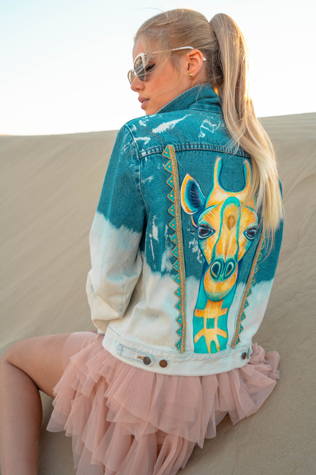 Denim jacket hand painted with a giraffe, Animalize hand painted collection